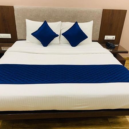 Hotel Ak Suites Patiala Luaran gambar