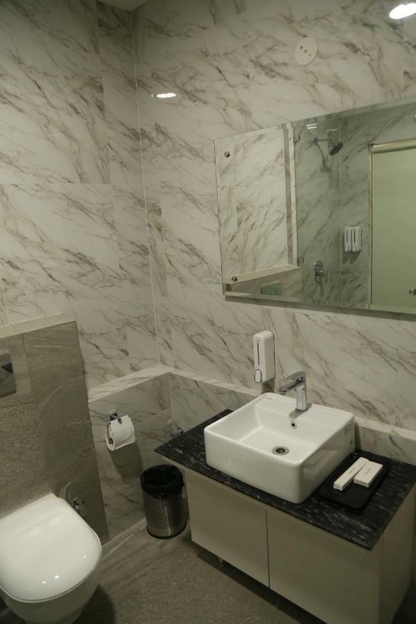 Hotel Ak Suites Patiala Luaran gambar